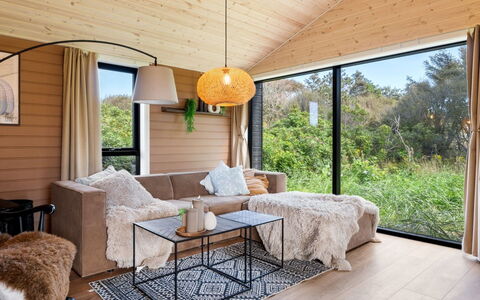 Afkar - 900M from the Sea: Meubilair, Hout, Interieur Ontwerp, Flooring, Verdieping, Stoel, Kamer, Plafond, Woonkamer, Appartement