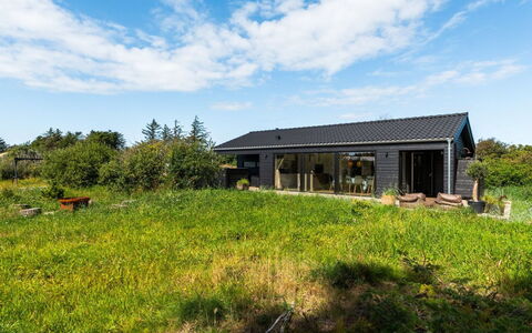 Afkar - 900M from the Sea: Meubilair, Hout, Interieur Ontwerp, Flooring, Verdieping, Stoel, Kamer, Plafond, Woonkamer, Appartement