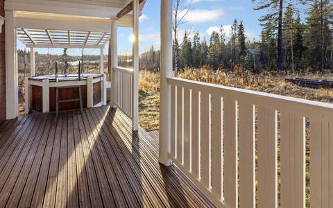 Lauhalehto: Hout, Siding, Verblijf, Huis, Huis, Plank, Garden Gebouwen, Blokhut, Hardwood, Veranda