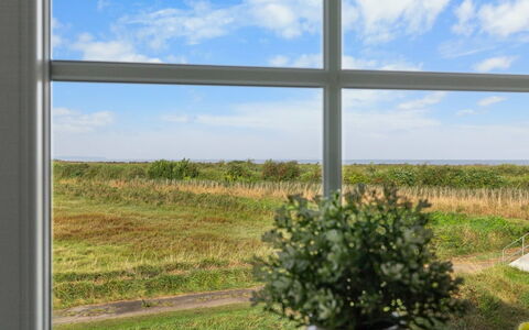 Alitta - 240M from the Sea: Blauw, Verblijf, Huis, Huis, Boerderij, Landgoed, Siding
