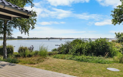 Edvardsine - 40M from the Sea: Blauw, Verblijf, Huis, Huis, Boerderij, Landgoed, Siding