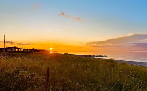 Nedelko - 20M from the Sea: Lucht, Horizon, Afterglow, Zonsondergang, Schemer, Oranje, Geel, Zonsopkomst, Ecoregio, Wolk