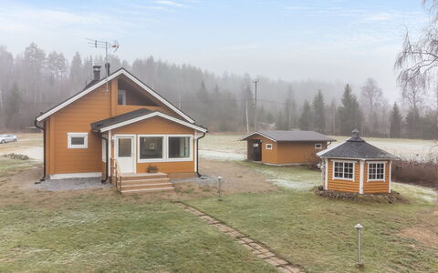 Joutsenranta: Hout, Huis, Verblijf, Huis, Dak, Land Lot, Landelijk Gebied, Siding, Blokhut, Garden Gebouwen
