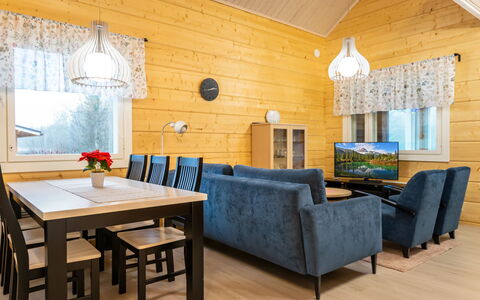 Joutsenranta: Interieur Ontwerp, Hout, Meubilair, Flooring, Plafond, Huis, Verdieping, Verlichting, Kamer, Woonkamer