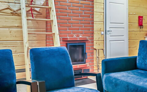 Joutsenranta: Meubilair, Interieur Ontwerp, Flooring, Verdieping, Hout, Stoel, Kamer, Woonkamer, Appartement, Verlichting