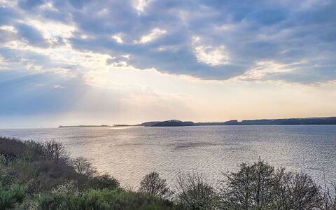 Bungalow 33: Lucht, Blauw, Watervoorraden, Water, Horizon, Zwemwater, Wolk, Natuur, Natuurlijk Landschap