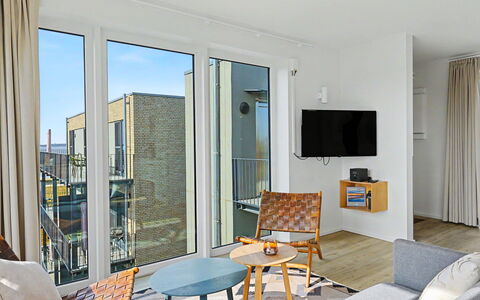 Penthouse Dümmerblick (619): Hout, Appartement, Meubilair, Stoel, Balkon, Beits, Hardwood, Keuken En Eettafel, Houten Vloer, Koffietafel
