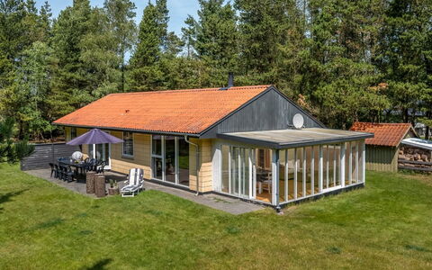 Galia - 2.5Km from the Sea: Meubilair, Hout, Interieur Ontwerp, Flooring, Verdieping, Stoel, Kamer, Plafond, Woonkamer, Appartement