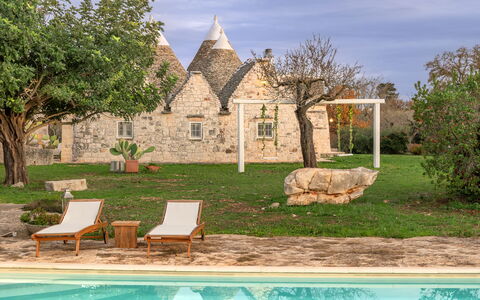 Trulli Experience, Pool, Monopoli: Landgoed, Tuin, Gazon, Herenhuis, Boerderij, Villa, Hacienda