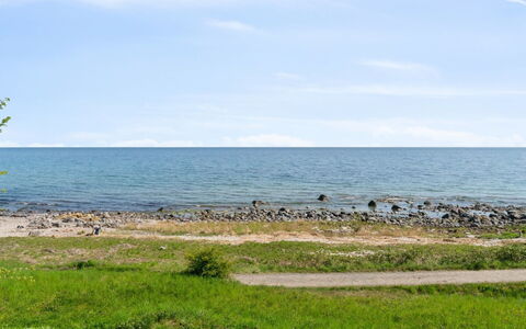 Juna - 50M from the Sea: Blauw, Verblijf, Huis, Huis, Boerderij, Landgoed, Siding