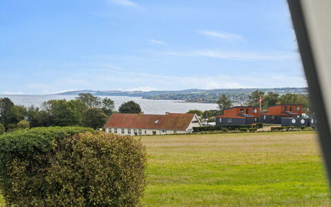 Rafn - 400M from the Sea: Architectuur, Dak, Huis, Samengesteld Materiaal, Daylighting, Siding, Oprit