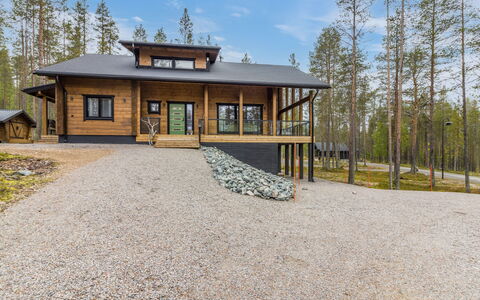 Villa Valoisa: Hout, Verblijf, Huis, Huis, Deur, Hardwood, Garden Gebouwen, Beits, Blokhut, Plank