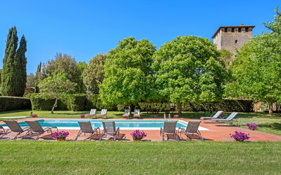 Poggiarello Apartments in Medieval Castle: Rustic