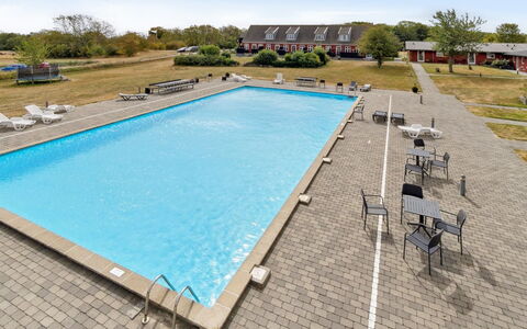 Ruse - 6Km from the Sea: Zwembad, Toevlucht, Thermae, Hotel, Badplaats, Eco Hotel, Buitenmeubels, Recreatiecentrum