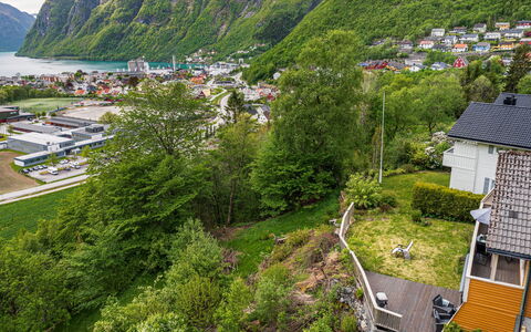 Høyanger Panorama: Bergachtig Landvormen, Woongebied, Landschap, Hoogland, Berg, Heuvel, Huis, Heuvel Station, Vogelperspectief, Huis