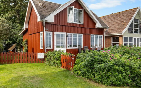 Sila - 25M from the Sea: Blauw, Verblijf, Huis, Huis, Boerderij, Landgoed, Siding