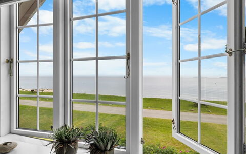 Sila - 25M from the Sea: Blauw, Verblijf, Huis, Huis, Boerderij, Landgoed, Siding