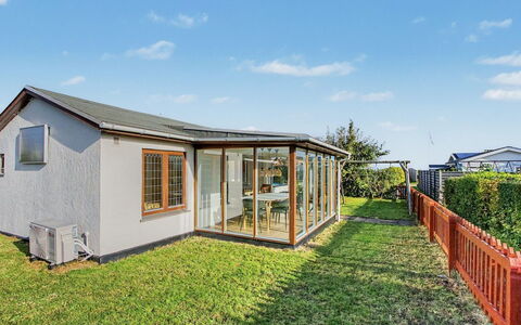 Ginger - 50M from the Sea: Verblijf, Land Lot, Blokhut, Kust, Reservoir, Schuur, Garden Gebouwen, Geluid, Bos