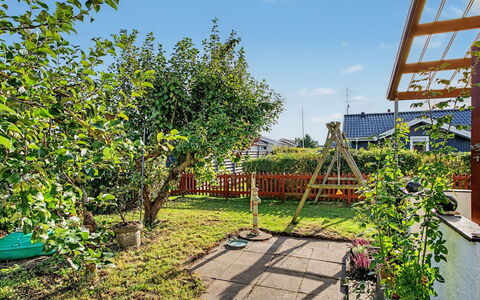 Ginger - 50M from the Sea: Verblijf, Land Lot, Blokhut, Kust, Reservoir, Schuur, Garden Gebouwen, Geluid, Bos