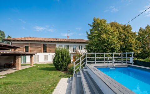 Cuadrat: Zwembad, Woongebied, Huis, Landgoed, Toevlucht, Schaduw, Veranda, Villa, Balkon, Hacienda