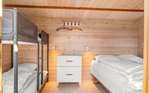 Diertje - from the Sea: Hout, Stapelbed, Interieur Ontwerp, Slaapkamer, Verdieping, Meubilair, Bed, Flooring, Plafond, Kamer