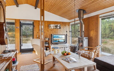 Sarita - 200M from the Sea
