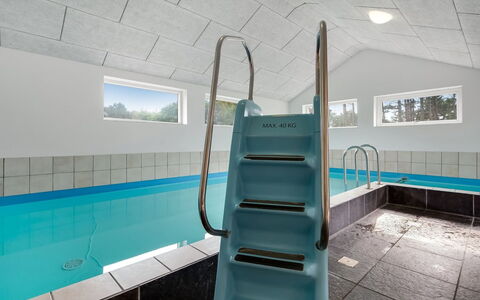 Angret - 200M from the Sea: Meubilair, Hout, Interieur Ontwerp, Flooring, Verdieping, Stoel, Kamer, Plafond, Woonkamer, Appartement