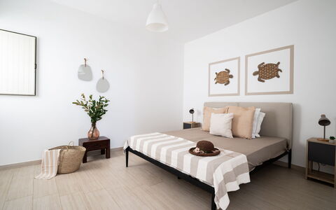 Il Respiro del Mare: Meubilair, Flooring, Verdieping, Interieur Ontwerp, Hout, Houten Vloer, Slaapkamer, Bed, Kamer, Huis