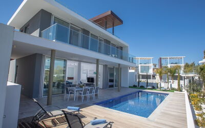 Schöne Villa Olivine Pearl Ol5 mit Garten