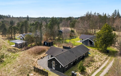 Botwith - 2.8Km from the Sea: Meubilair, Hout, Interieur Ontwerp, Flooring, Verdieping, Stoel, Kamer, Plafond, Woonkamer, Appartement