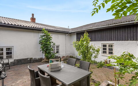 Jouni - 18Km from the Sea: Blauw, Verblijf, Huis, Huis, Boerderij, Landgoed, Siding