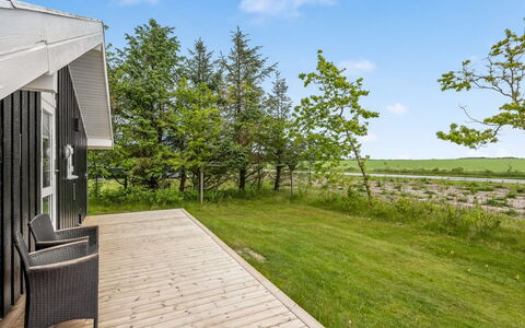 Josef - 1.2Km from the Sea: Meubilair, Hout, Interieur Ontwerp, Flooring, Verdieping, Stoel, Kamer, Plafond, Woonkamer, Appartement