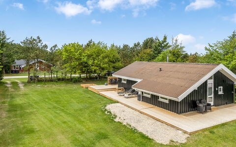 Josef - 1.2Km from the Sea: Meubilair, Hout, Interieur Ontwerp, Flooring, Verdieping, Stoel, Kamer, Plafond, Woonkamer, Appartement