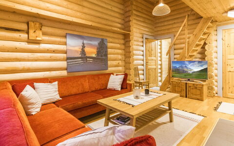 Salvostie 13, Hetta: Hout, Interieur Ontwerp, Plafond, Meubilair, Flooring, Verdieping, Huis, Kamer, Woonkamer, Beits