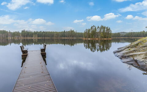 Villa Hyppykallio: Boot, Blauw, Watercraft, Boten En Varen - Materialen En Benodigdheden, Haven, Waterweg, Haven, Jachthaven, Naval Architecture, Kanaal