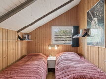 Elfrede - 900M from the Sea