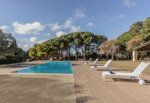 Mas Oliveres: Zwembad, Toevlucht, Schaduw, Tuin, Eco Hotel, Landgoed, Landscaping, Buitenmeubels, Villa, Badplaats