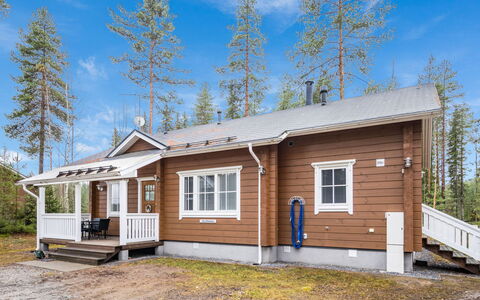 Villa Wilhelmiina: Hout, Verblijf, Huis, Huis, Deur, Hardwood, Garden Gebouwen, Beits, Blokhut, Plank