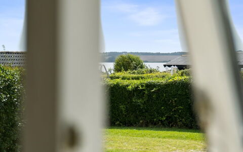 Bjarni - 180M from the Sea: Zwembad, Toevlucht, Schaduw, Landgoed, Condominium, Hotel, Landscaping, Hacienda, Villa