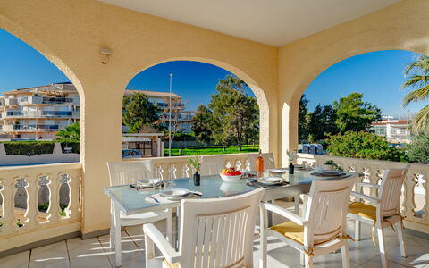 Riu Segura: Zwembad, Toevlucht, Schaduw, Landgoed, Condominium, Hotel, Landscaping, Hacienda, Villa