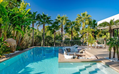 Essence: Zwembad, Toevlucht, Schaduw, Landgoed, Condominium, Hotel, Landscaping, Hacienda, Villa