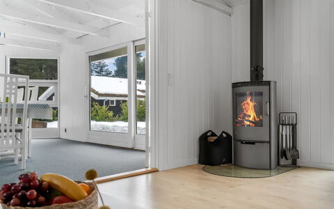 Antigona - 2.4Km from the Sea: Dak, Land Lot, Verblijf, Huis, Landelijk Gebied, Schuur, Siding, Garden Gebouwen, Blokhut, Hut