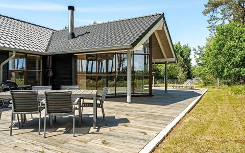 Groa - 50M from the Sea: Dak, Land Lot, Verblijf, Huis, Landelijk Gebied, Schuur, Siding, Garden Gebouwen, Blokhut, Hut