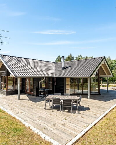 Groa - 50M from the Sea