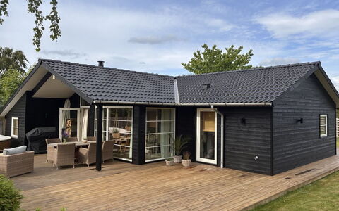 Galatia - 1.4Km from the Sea: Plafond, Flooring, Interieur Ontwerp, Verdieping, Samengesteld Materiaal, Meubilair, Toevlucht, Hotel, Ontwerp, Daylighting