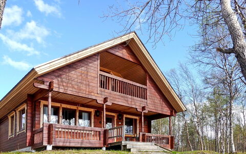 Luongasloma 3: Hout, Verblijf, Huis, Veranda, Huis, Dak, Hardwood, Deur, Siding, Blokhut