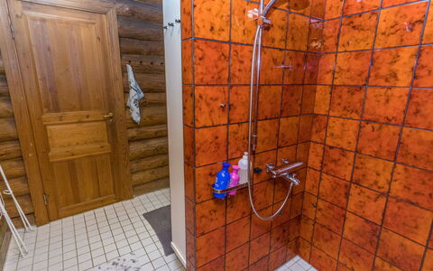 Hännänpää: Hout, Flooring, Verdieping, Meubilair, Houten Vloer, Interieur Ontwerp, Stapelbed, Kamer, Beits, Hardwood