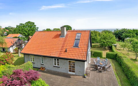 Siegfried - 100M from the Sea: Gras, Grasland, Land Lot, Verblijf, Landelijk Gebied, Weide, Garden Gebouwen, Tuin, Schuur