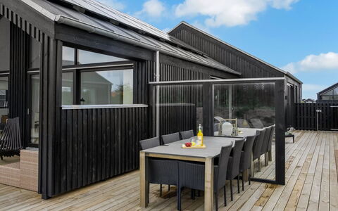 Damiana - 1.1Km from the Sea: Meubilair, Hout, Interieur Ontwerp, Flooring, Verdieping, Stoel, Kamer, Plafond, Woonkamer, Appartement