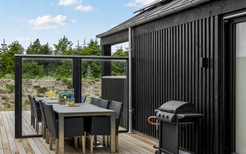 Damiana - 1.1Km from the Sea: Meubilair, Hout, Interieur Ontwerp, Flooring, Verdieping, Stoel, Kamer, Plafond, Woonkamer, Appartement